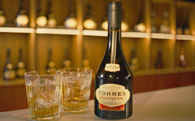 Torres presenta; un nuevo licor que captura la esencia del mazapán en cada sorbo