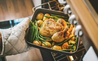 Hornear en lugar de freír reduce el riesgo de cáncer, según un estudio de la universidad de Navarra